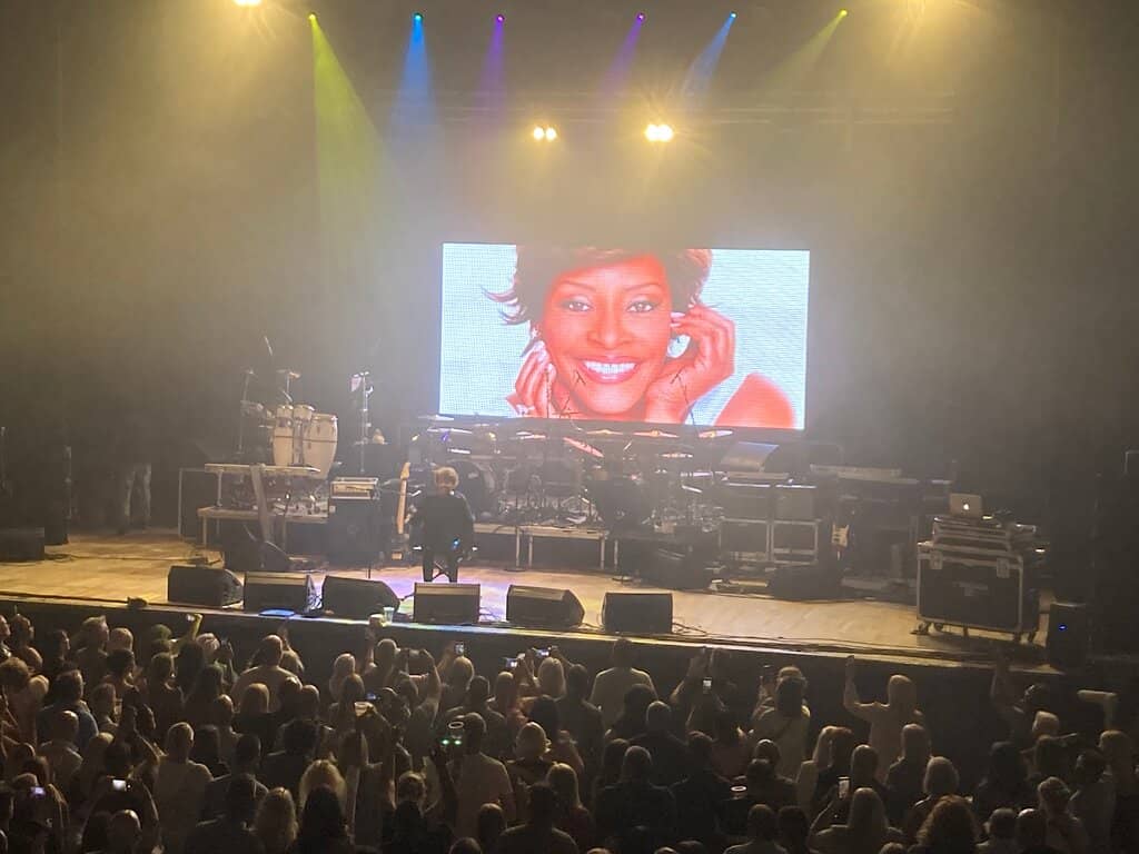 Comedy & Theatre Shows