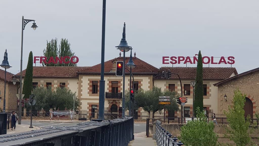 Puente de Hierro Views