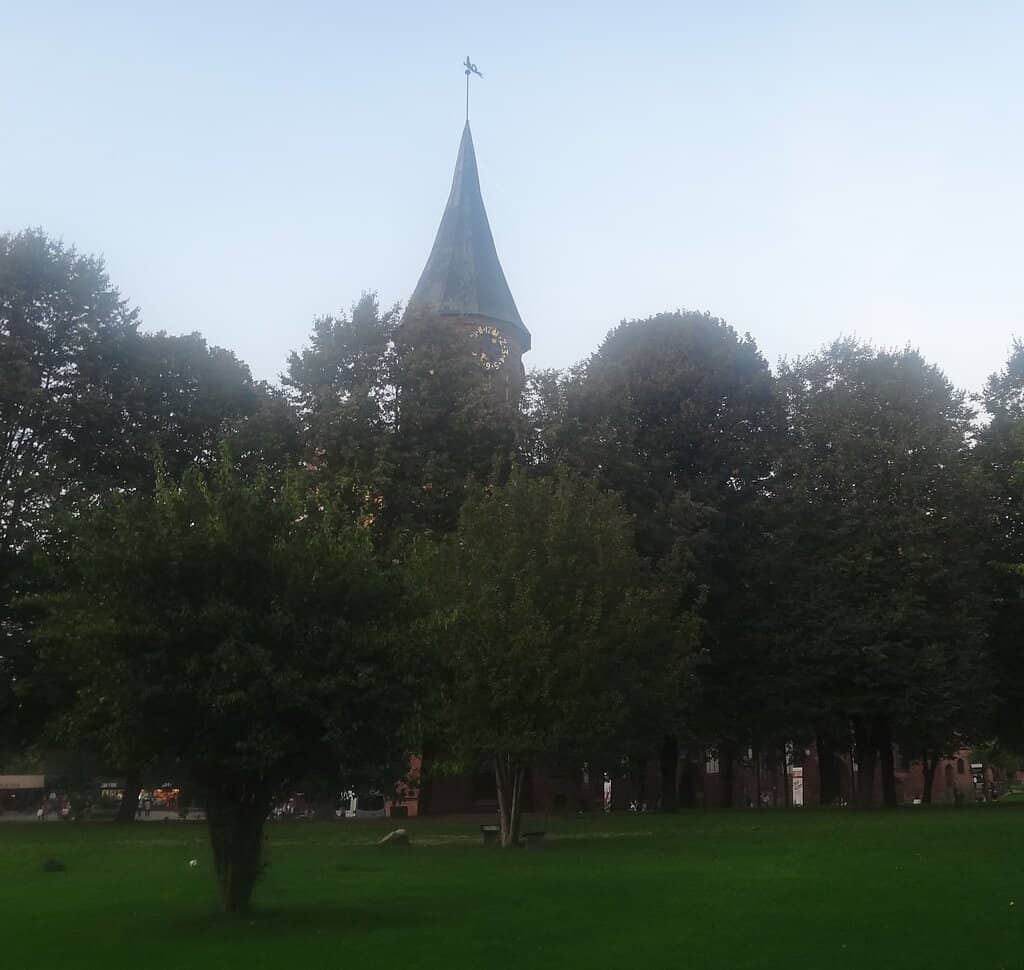 Kneiphof Island Park