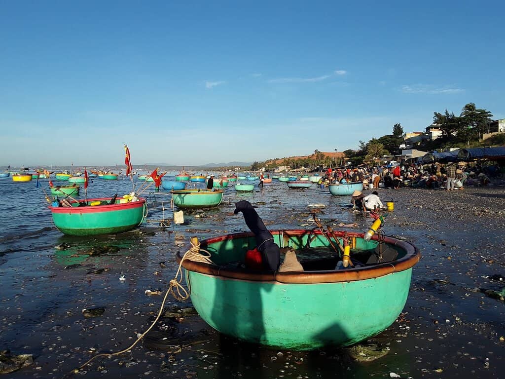 Sunrise Fishing Market