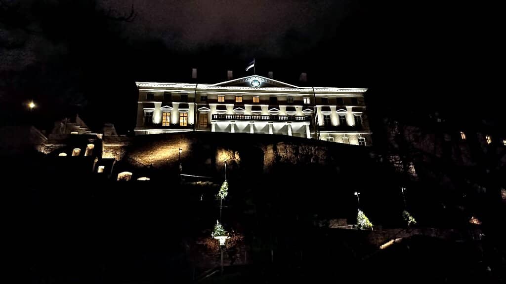 Scenic Staircase Descent