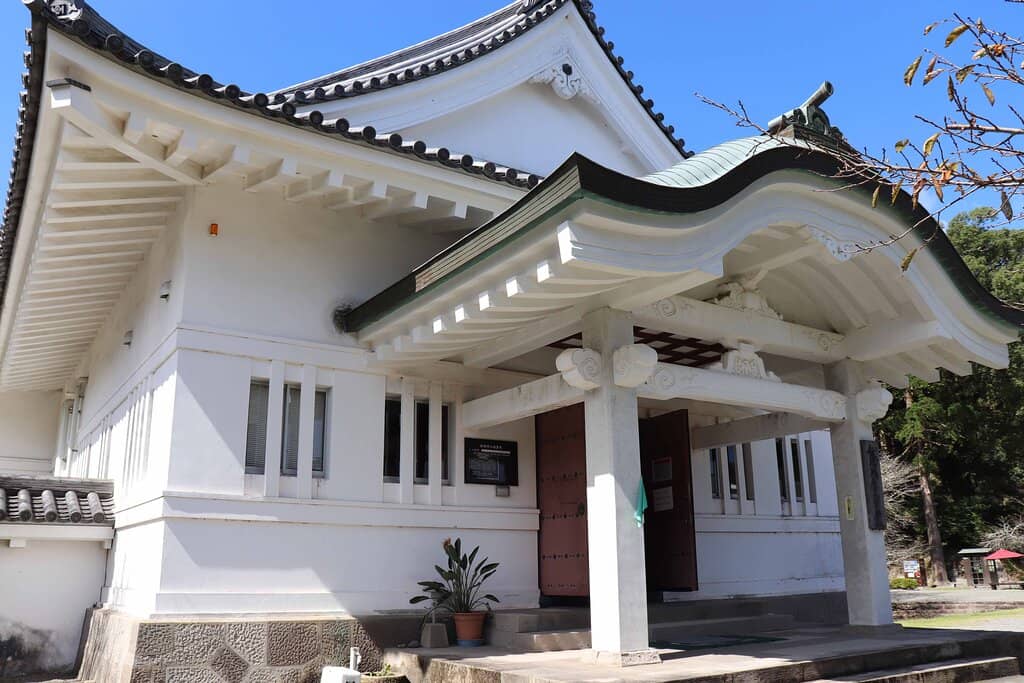 Edo Period Relics