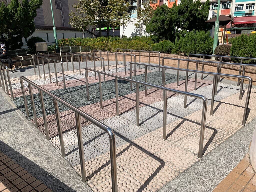 Themed Storytelling Elements