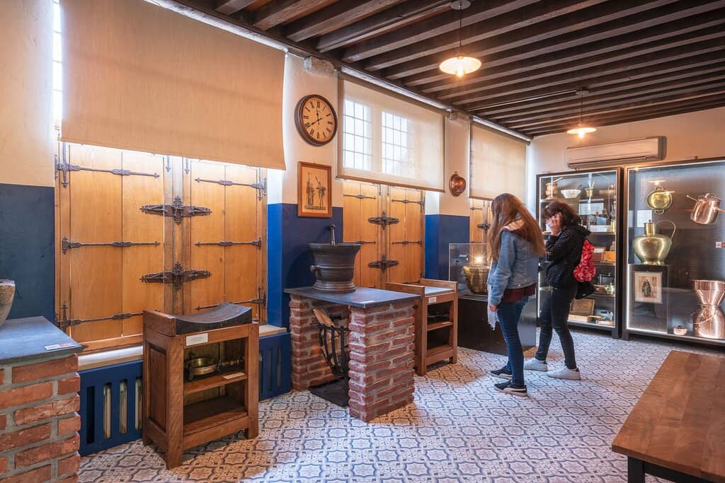 Interactive Chocolate History