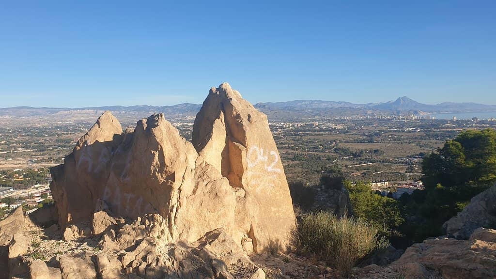 Santa Barbara Castle Vista