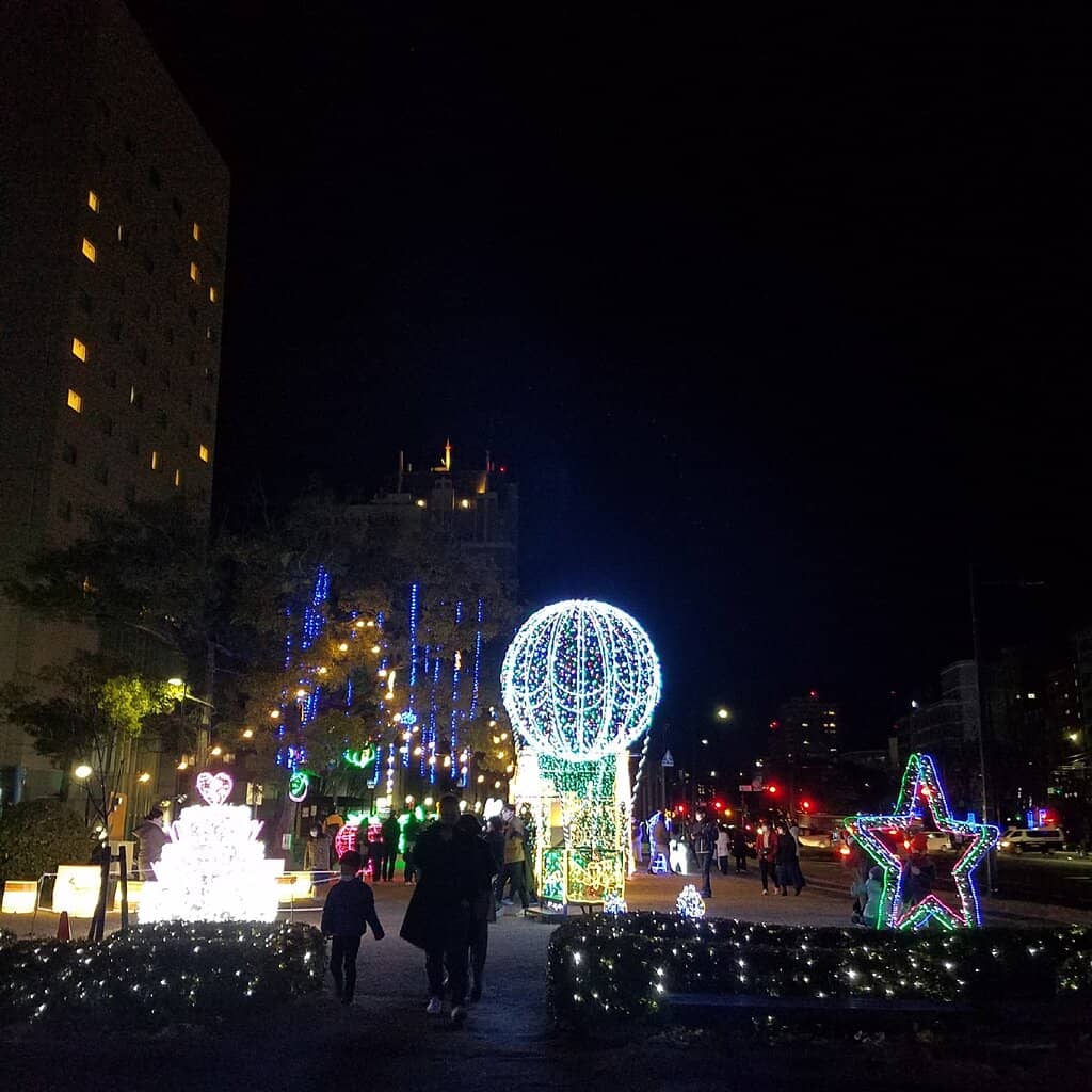 Proximity to Dotonbori