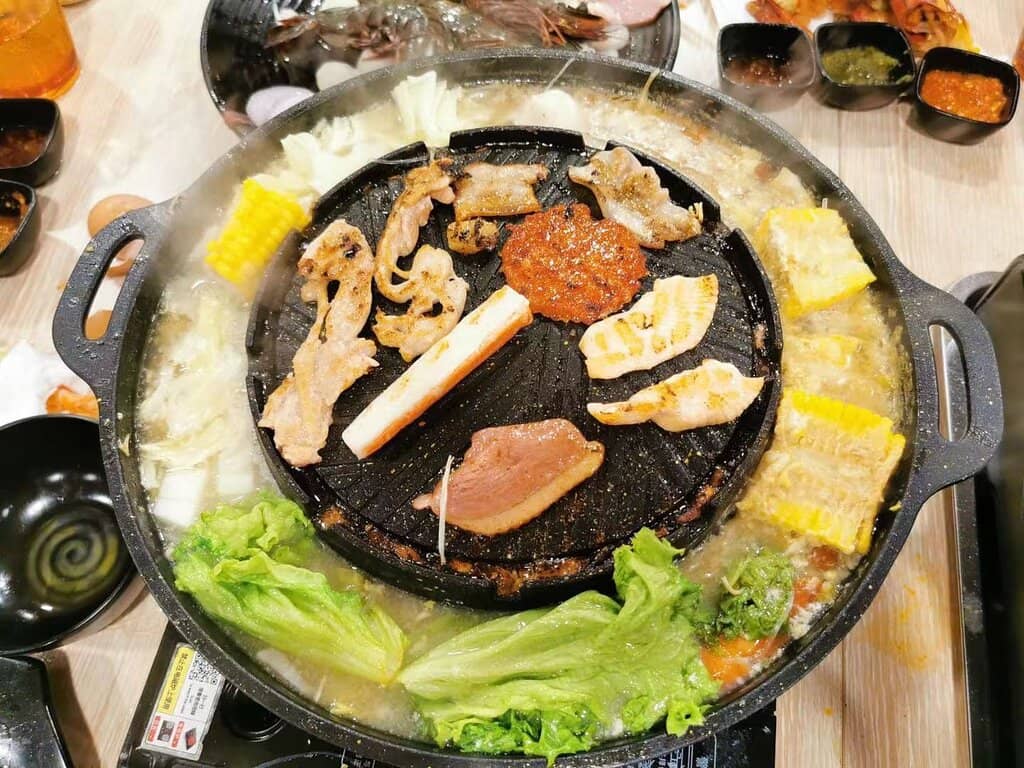 Authentic Thai Food & Old School Eats