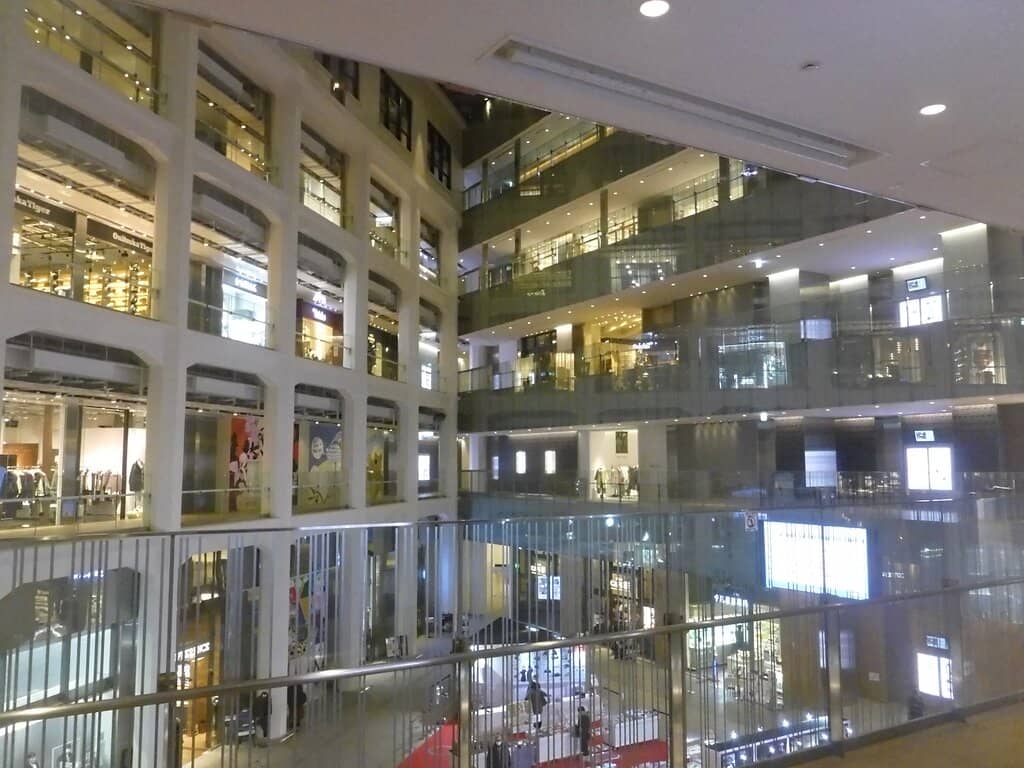 INTERMEDIATHEQUE Museum