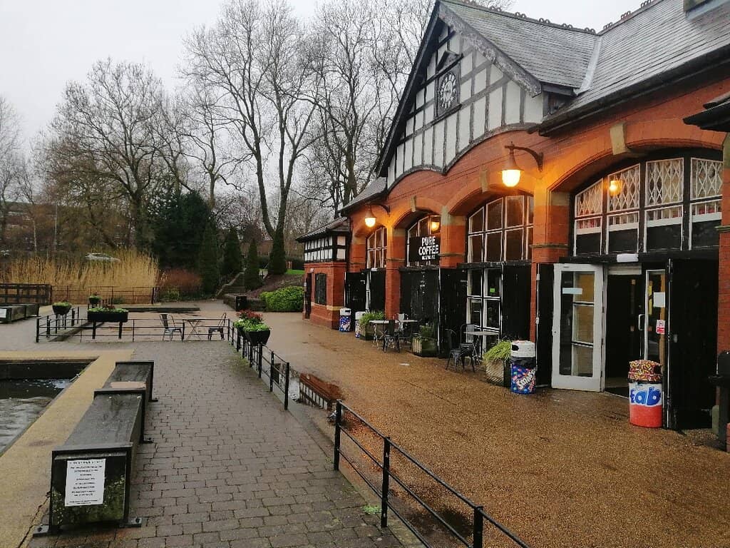The Boathouse Cafe
