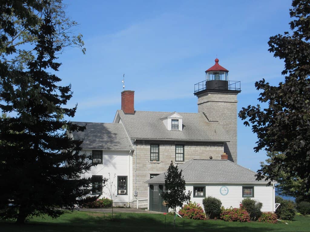 Lighthouse Gardens