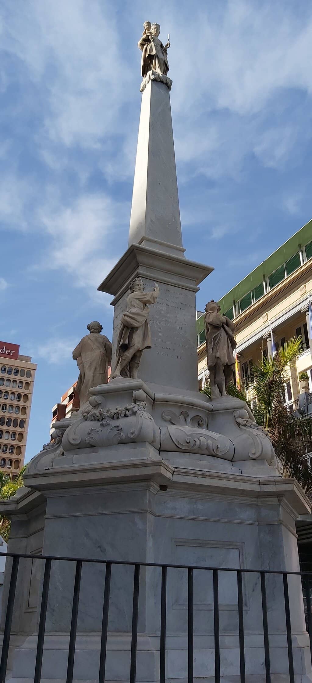 La Lumiere Food Park