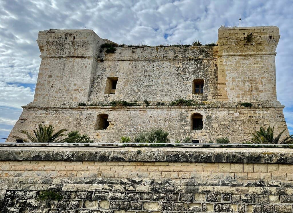 Proximity to Marsaxlokk