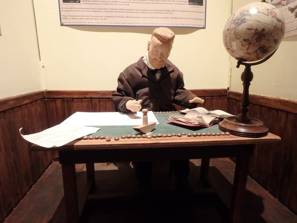 Mechatronic Sculptures