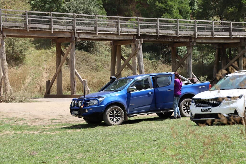 River Views & Waterfalls