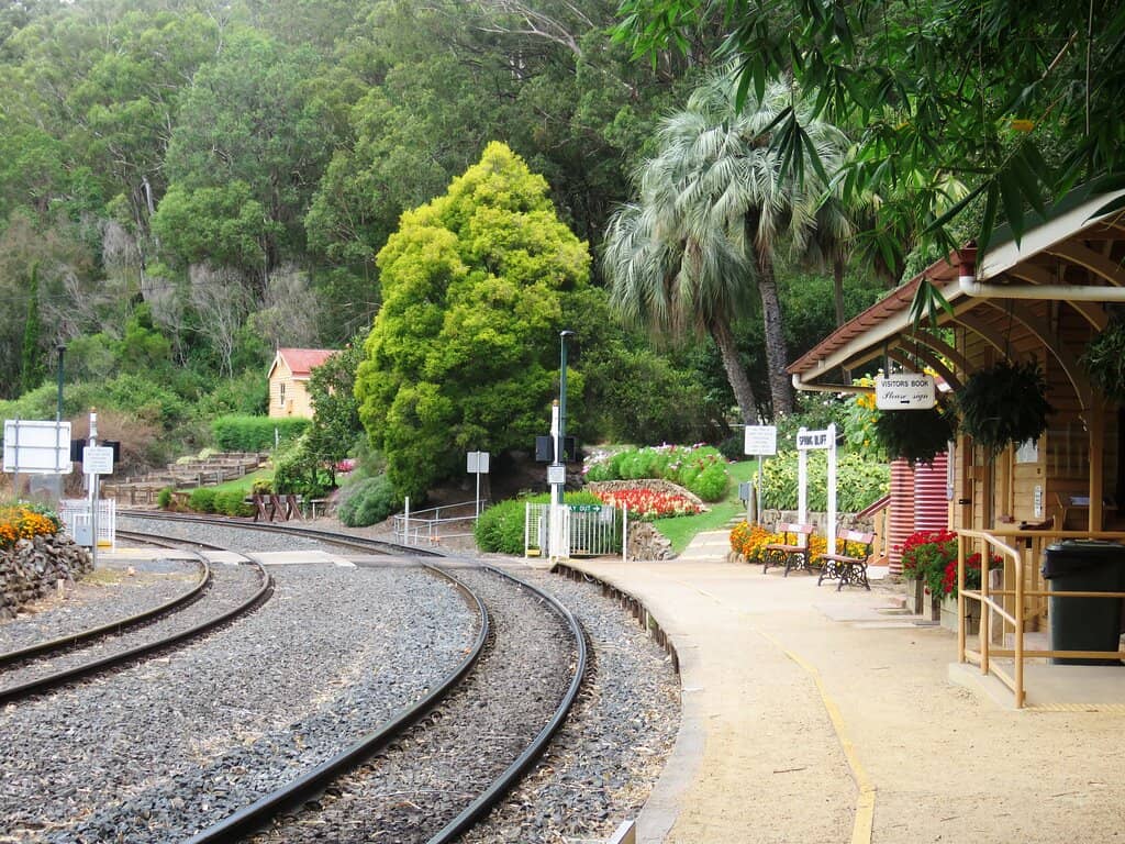 Train Spotting Thrills