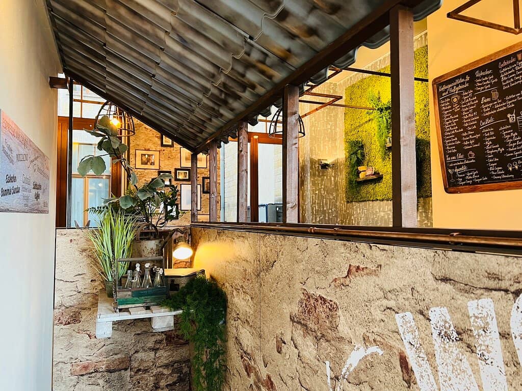 Delicious Coffee & Cakes