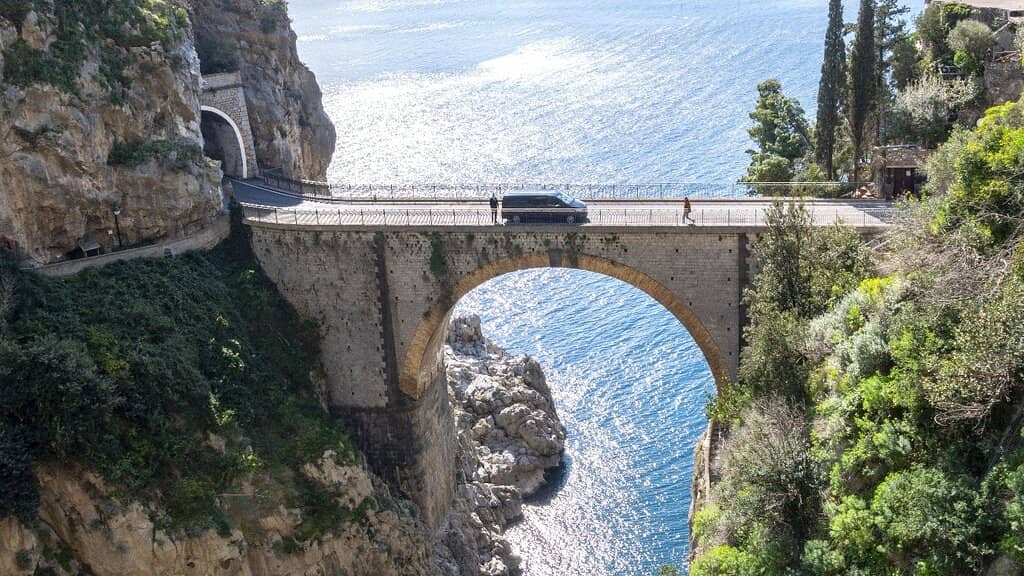 The Iconic Arch Bridge