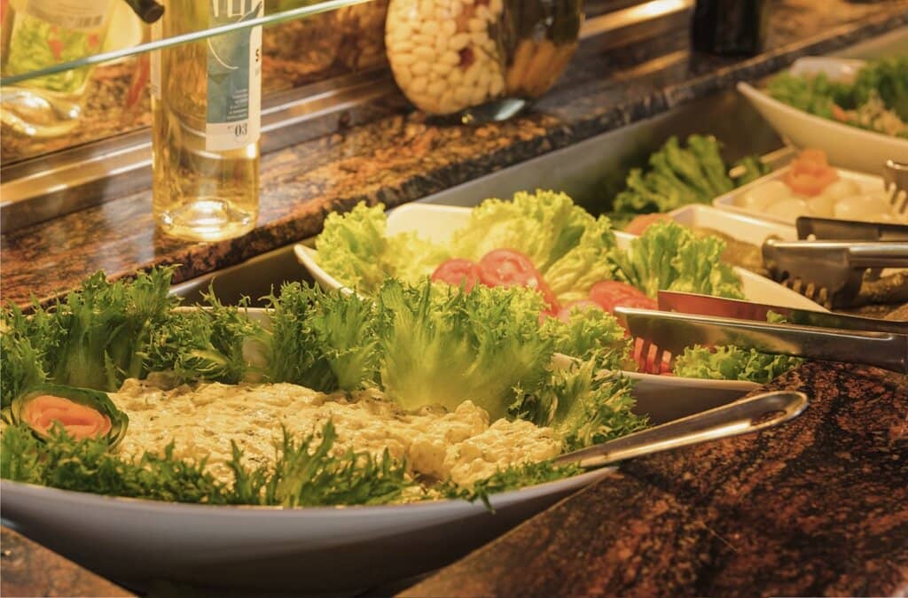 Extensive Buffet Selection