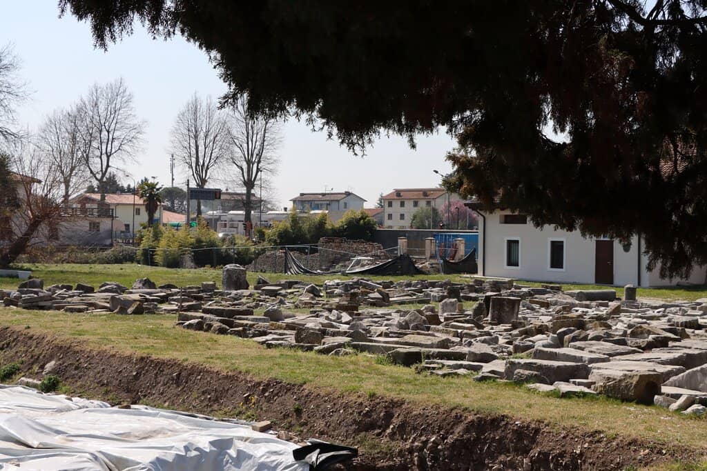 City Walls and River Access