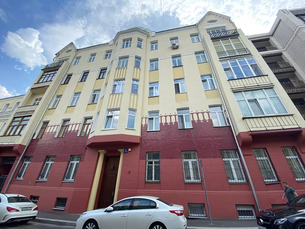 Exquisite Facade