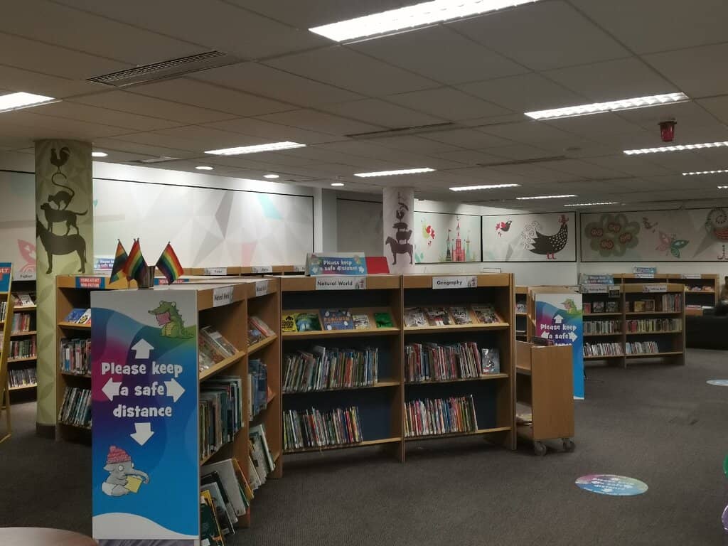 Spacious Reading Areas