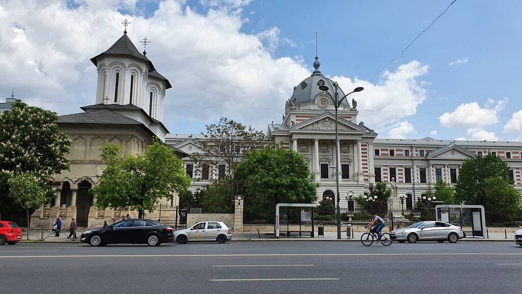 Chapel's Whispering Spot