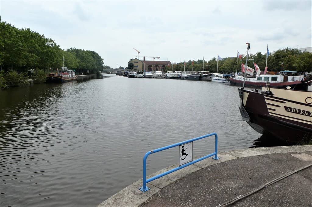 Convenient Amenities