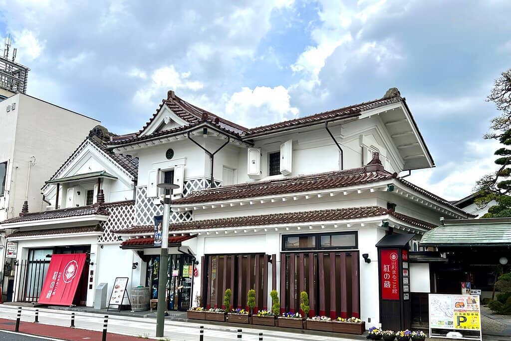 Intricate Shoe Lockers