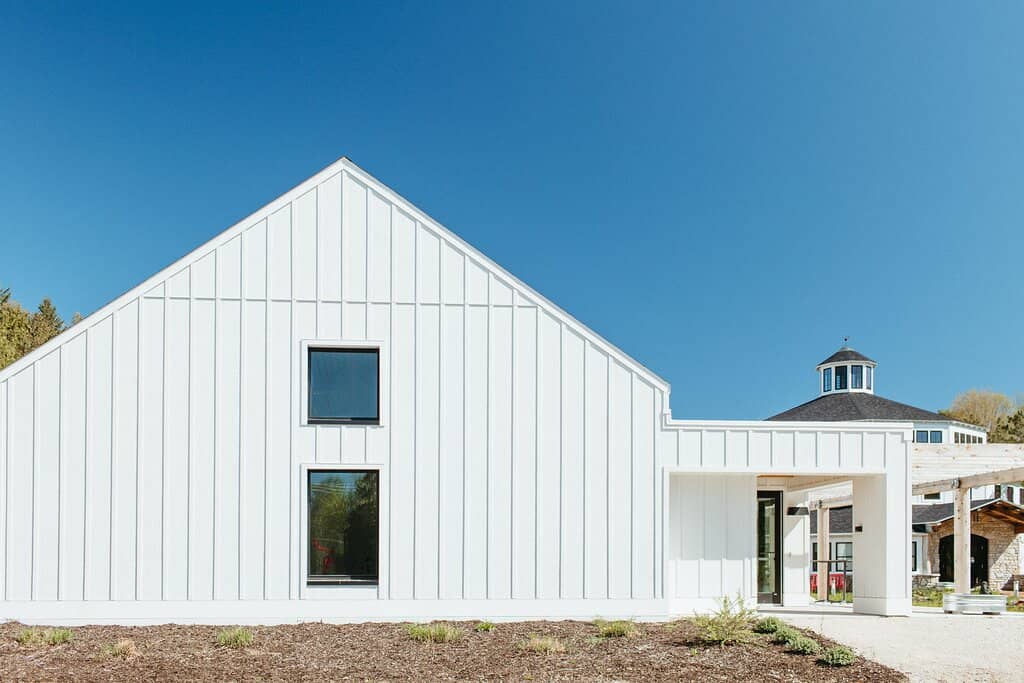 On-Exhibit Art Collections