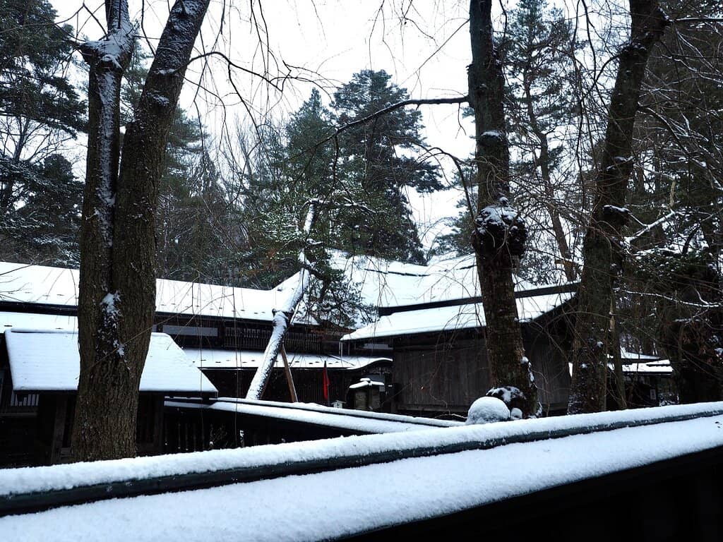 Local Crafts and Delicacies