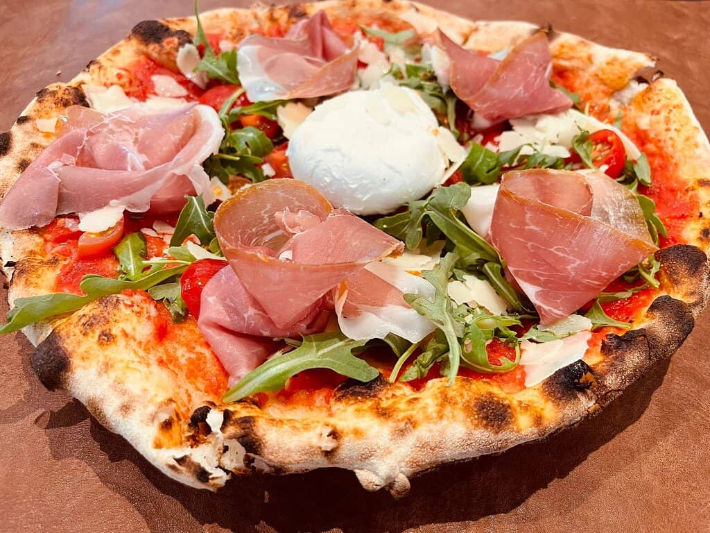 Prosciutto and Walnut Pizza