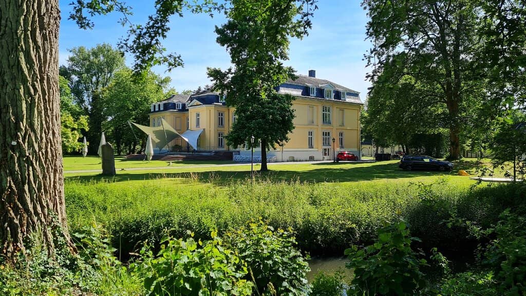 Schloss Morsbroich Park