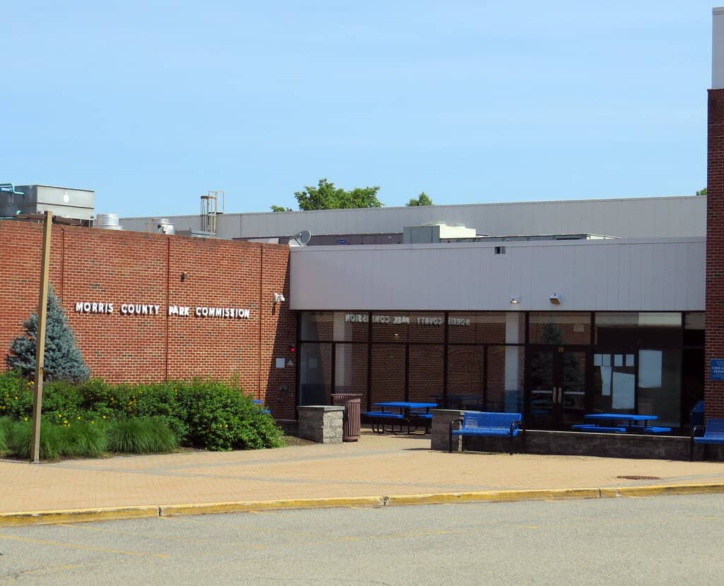 Hockey Games & Tournaments