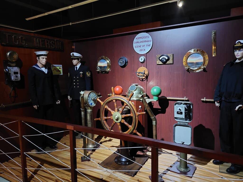 Naval Artifacts & Uniforms