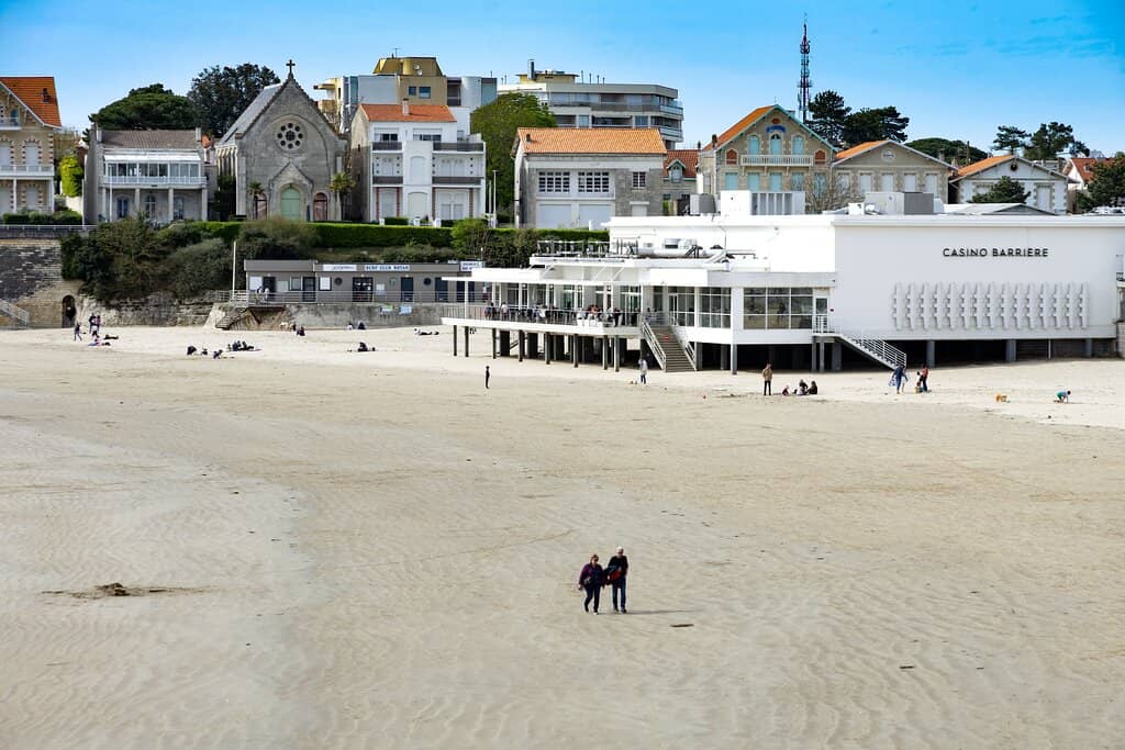 Surfing Hotspot
