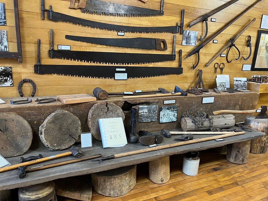 Raggedy Ann & Andy Dolls