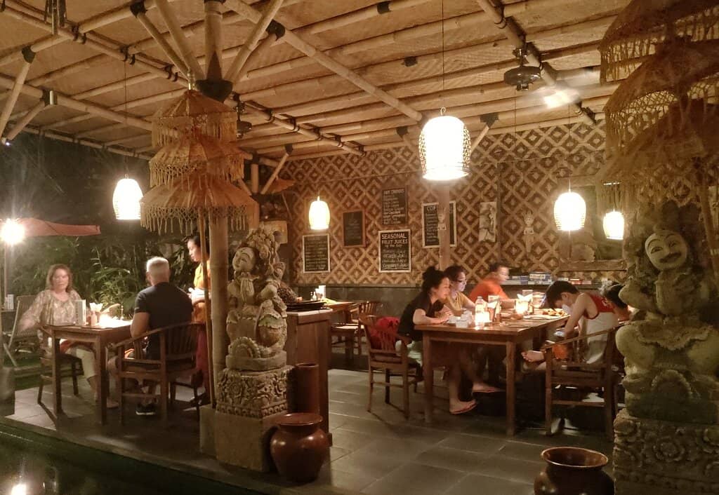 Enchanting Garden Ambiance