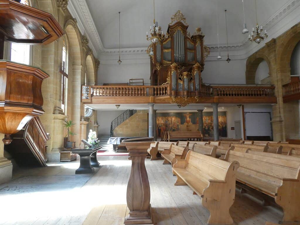 Picturesque Exterior