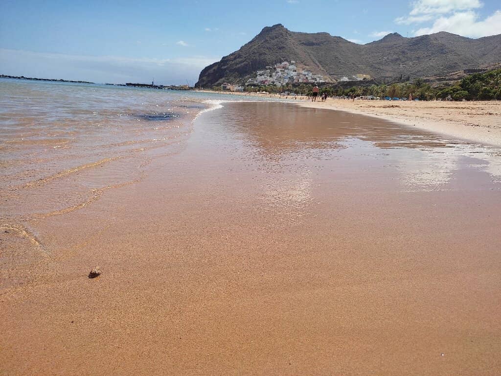 Ávila Mountain Views