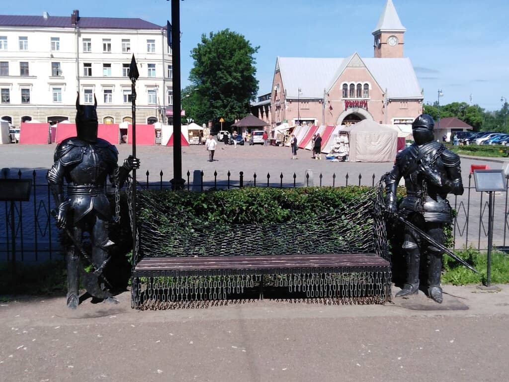 Fresh Produce & Local Goods