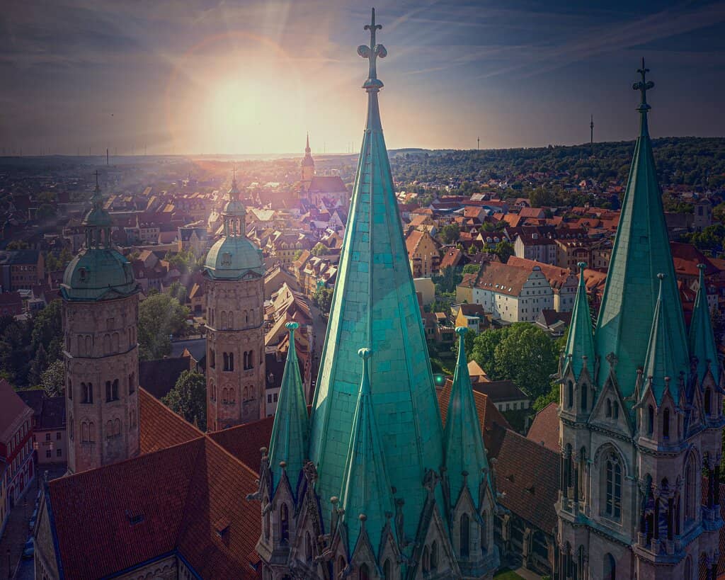 The Naumburg Master's Donor Statues