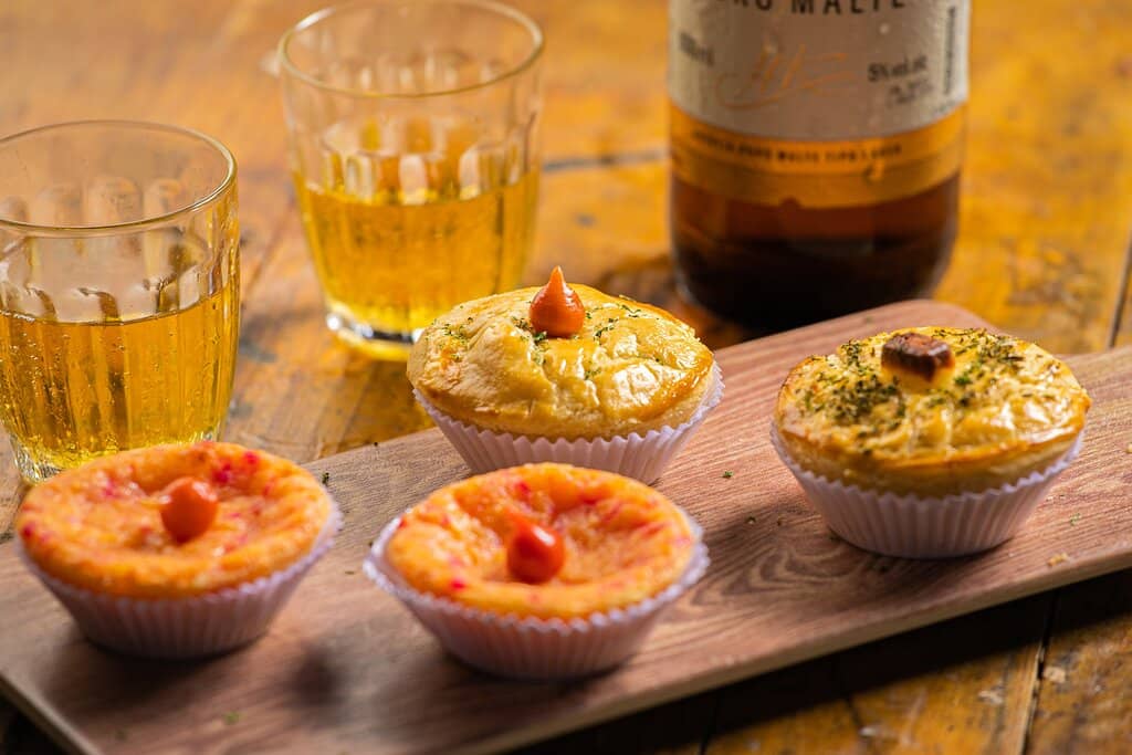 Cozy Ambiance with Live Music