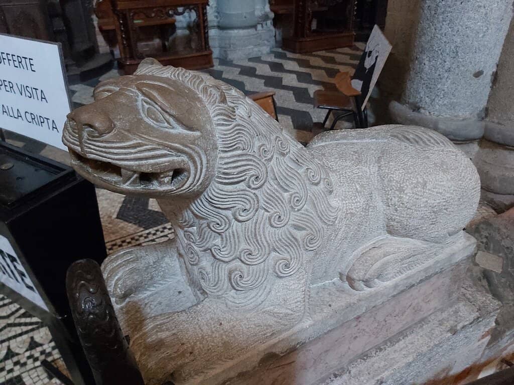 Piazza San Savino Life