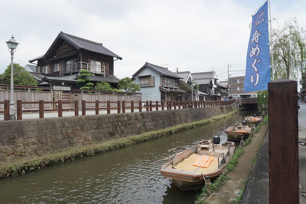 Traditional Shops