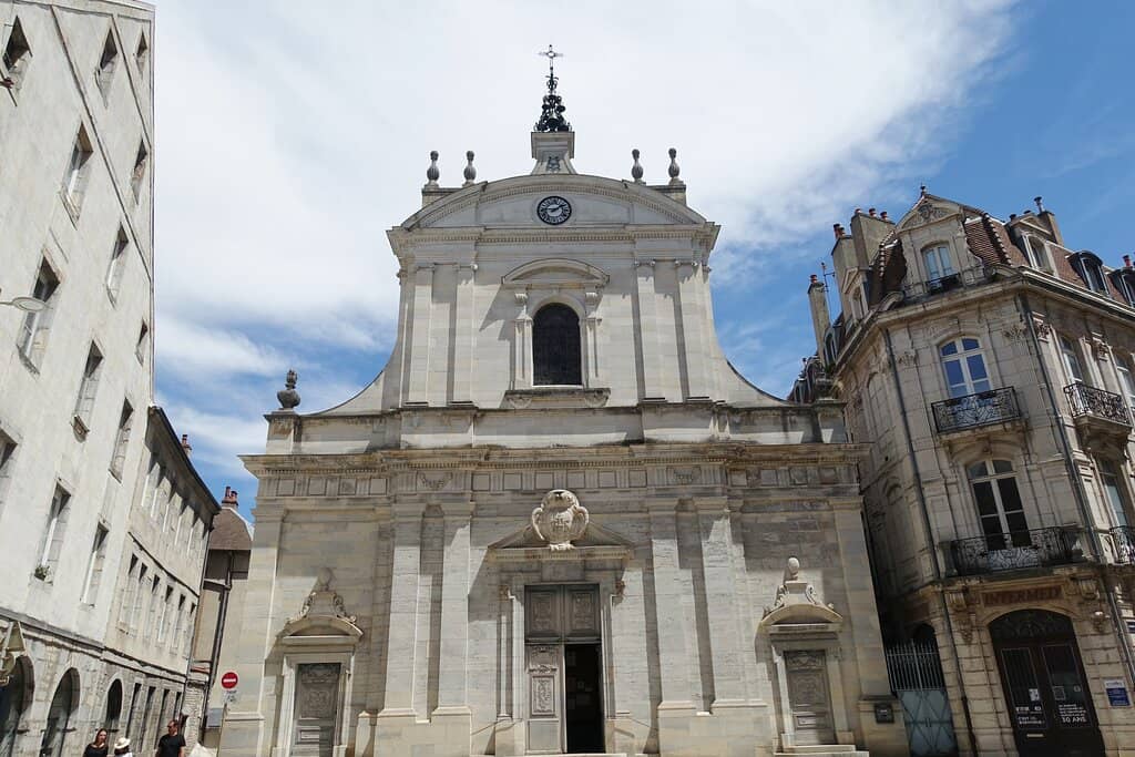 Stunning Main Apse