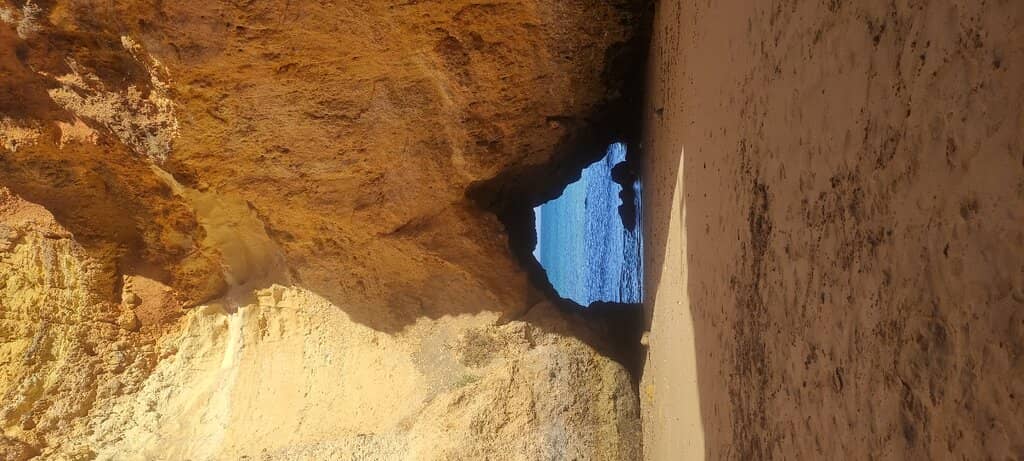 Hidden Caves and Connected Beaches