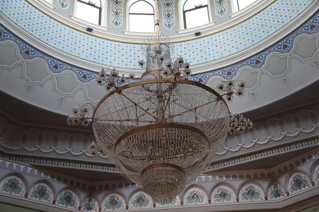 Elegant Interior Decor