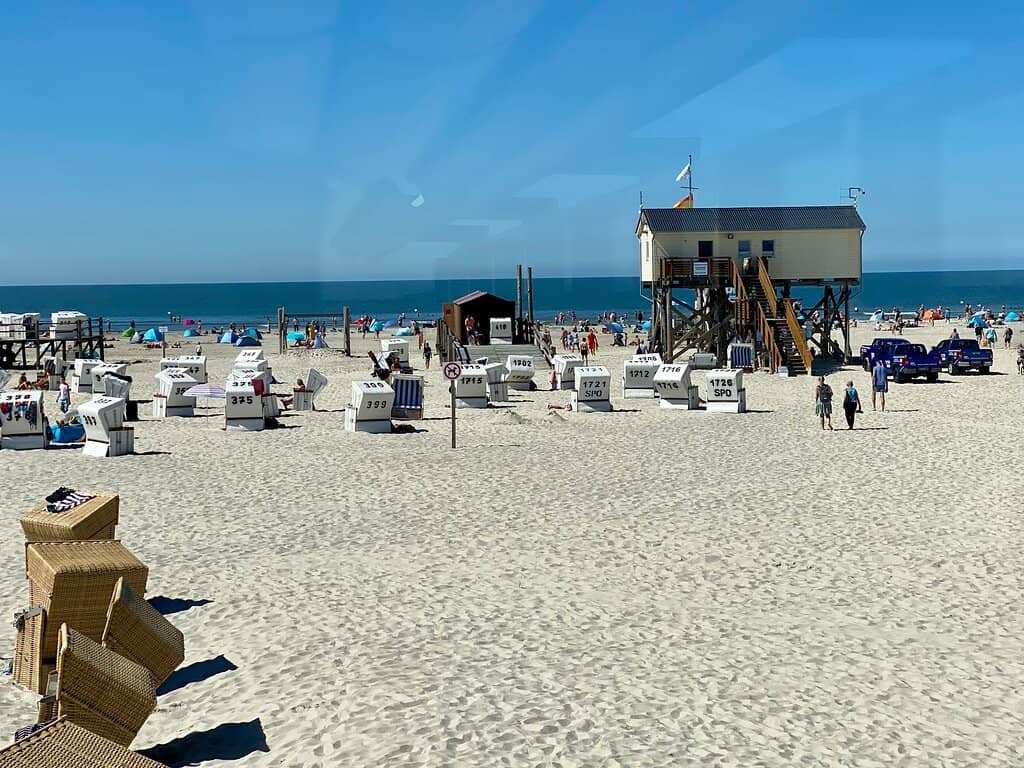 Charming Beach Restaurants