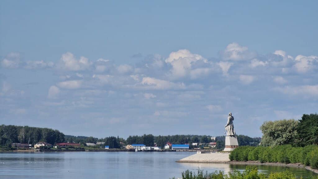 Rybinsk Reservoir Views