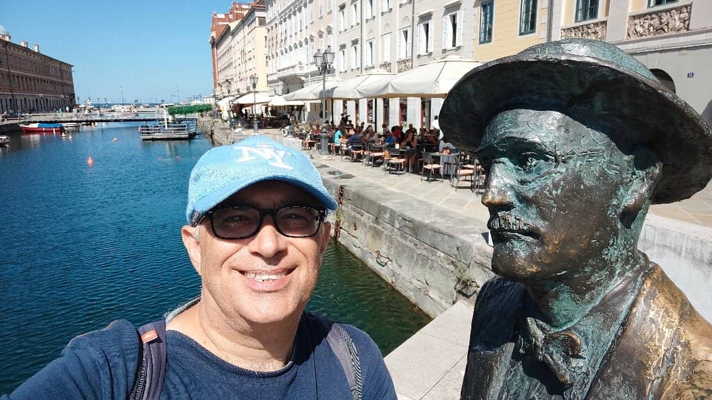 Piazza del Ponte Rosso